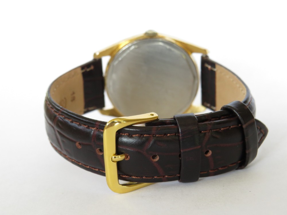 Gents 1950s Revue Sport wrist watch View V
