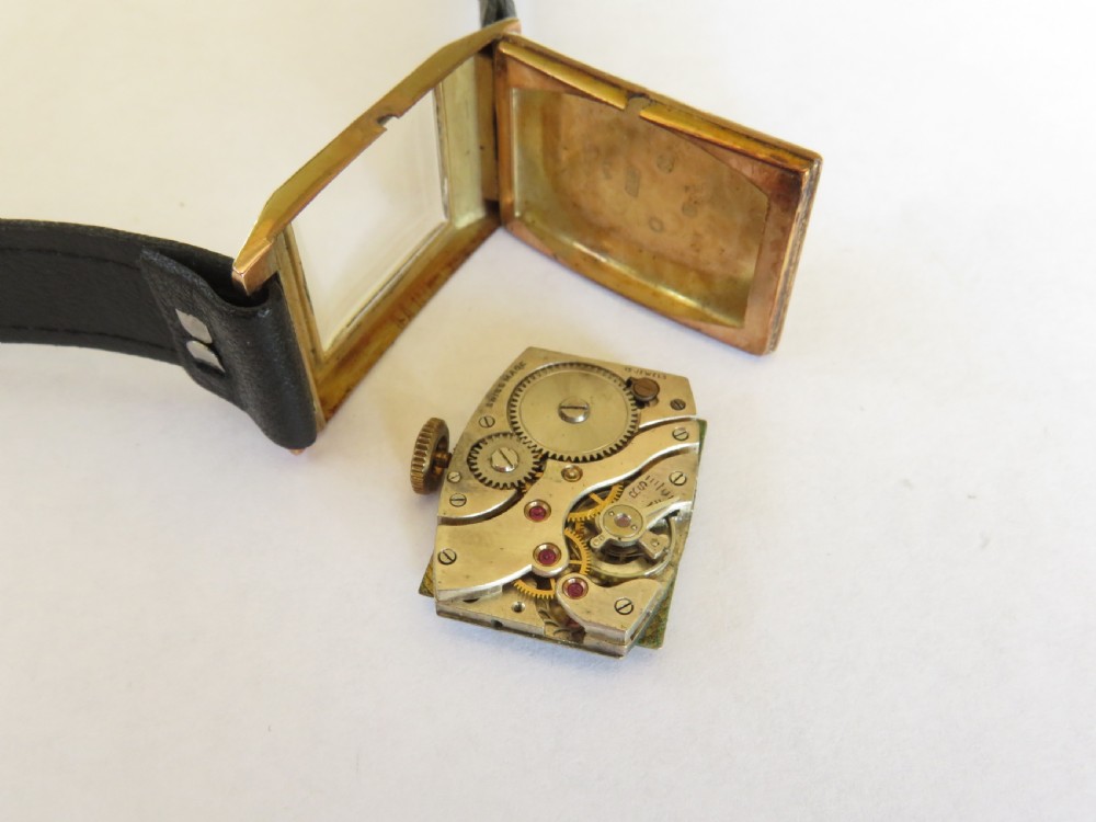 Gents 9ct gold Paramount Art Deco wrist watch View V
