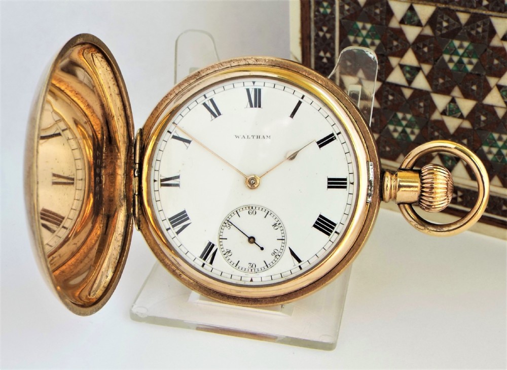 Antique 1905 Waltham full hunter pocket watch.