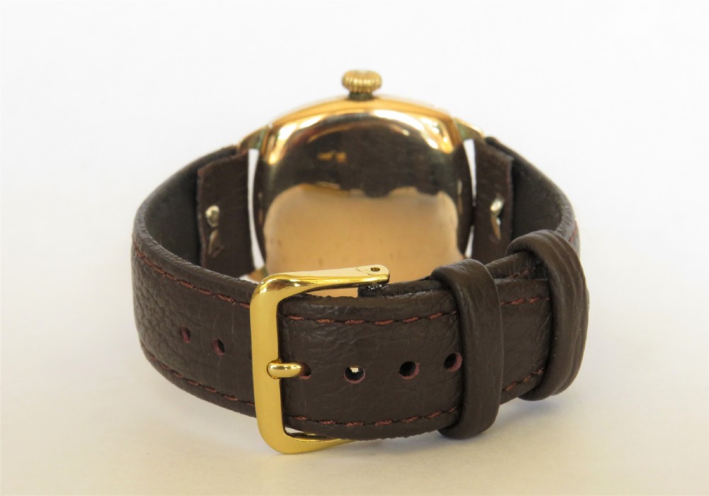 Gents 9ct rose gold Waltham wrist watch, 1934 View V