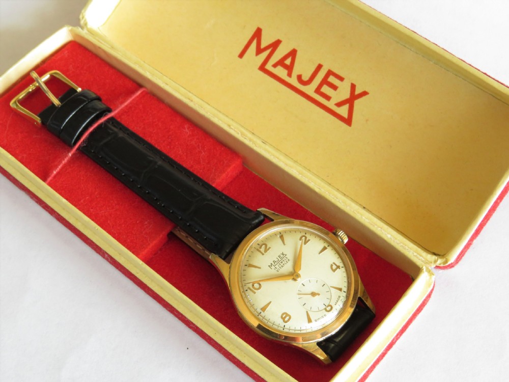Boxed gents Majex Vitaflex wrist watch