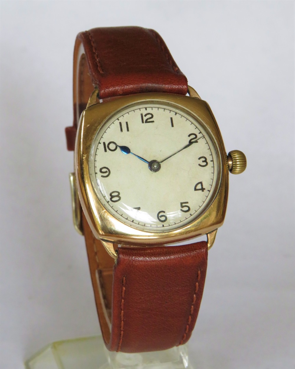 Gents 1930s cushion cased wrist watch View II