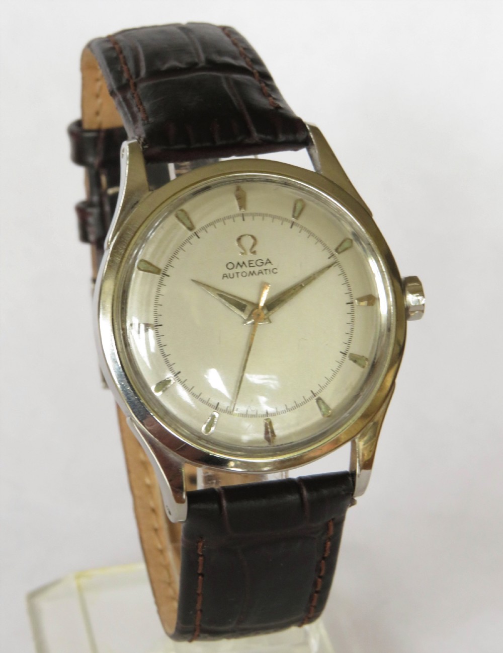 Gents Omega bumper automatic wrist watch, c1949 View II