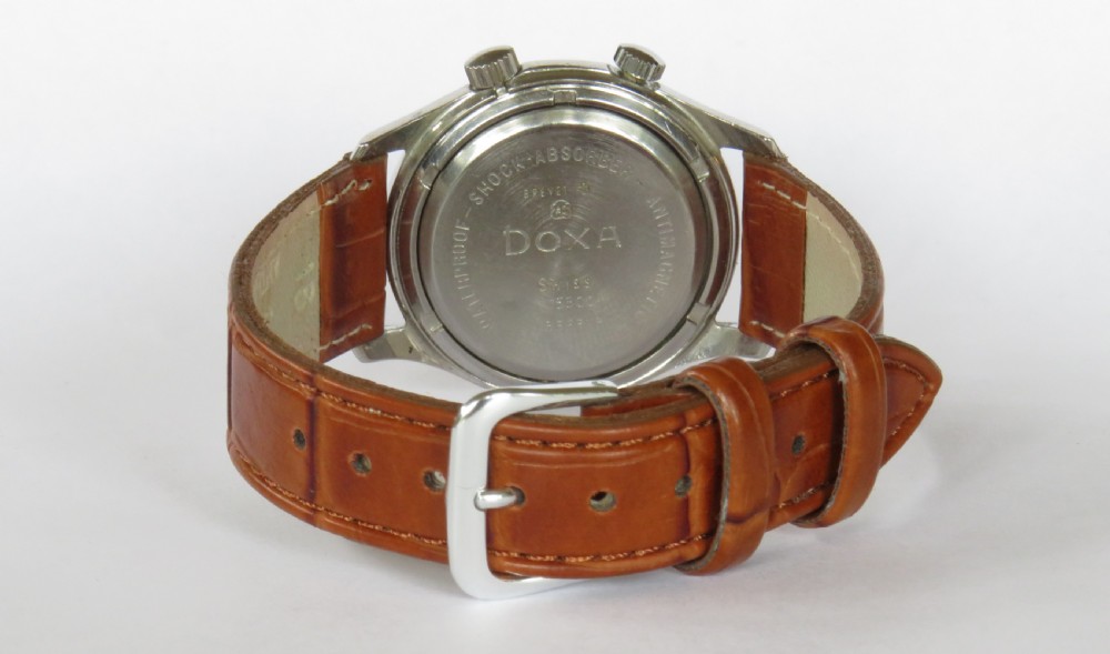 Gents 1950s Doxa cricket alarm watch View V