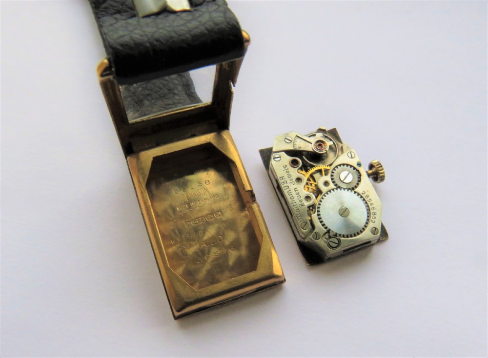 Mid-size 9ct gold Waltham wrist watch, 1934 View V
