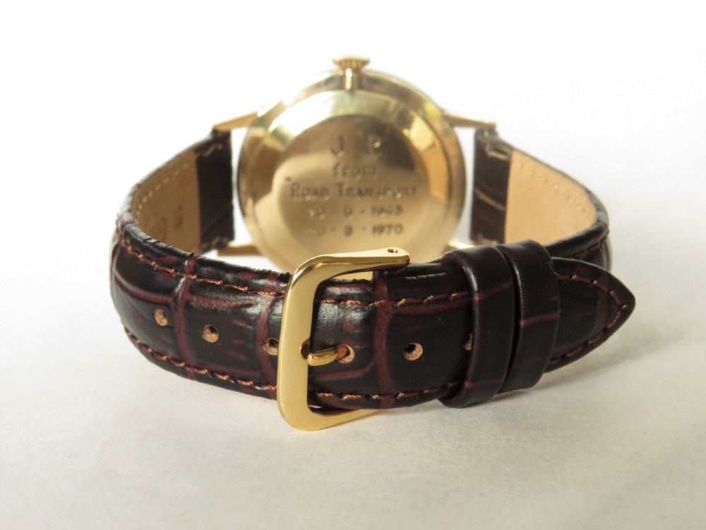 Gents 9ct gold Smiths Astral wrist watch, 1969 View V