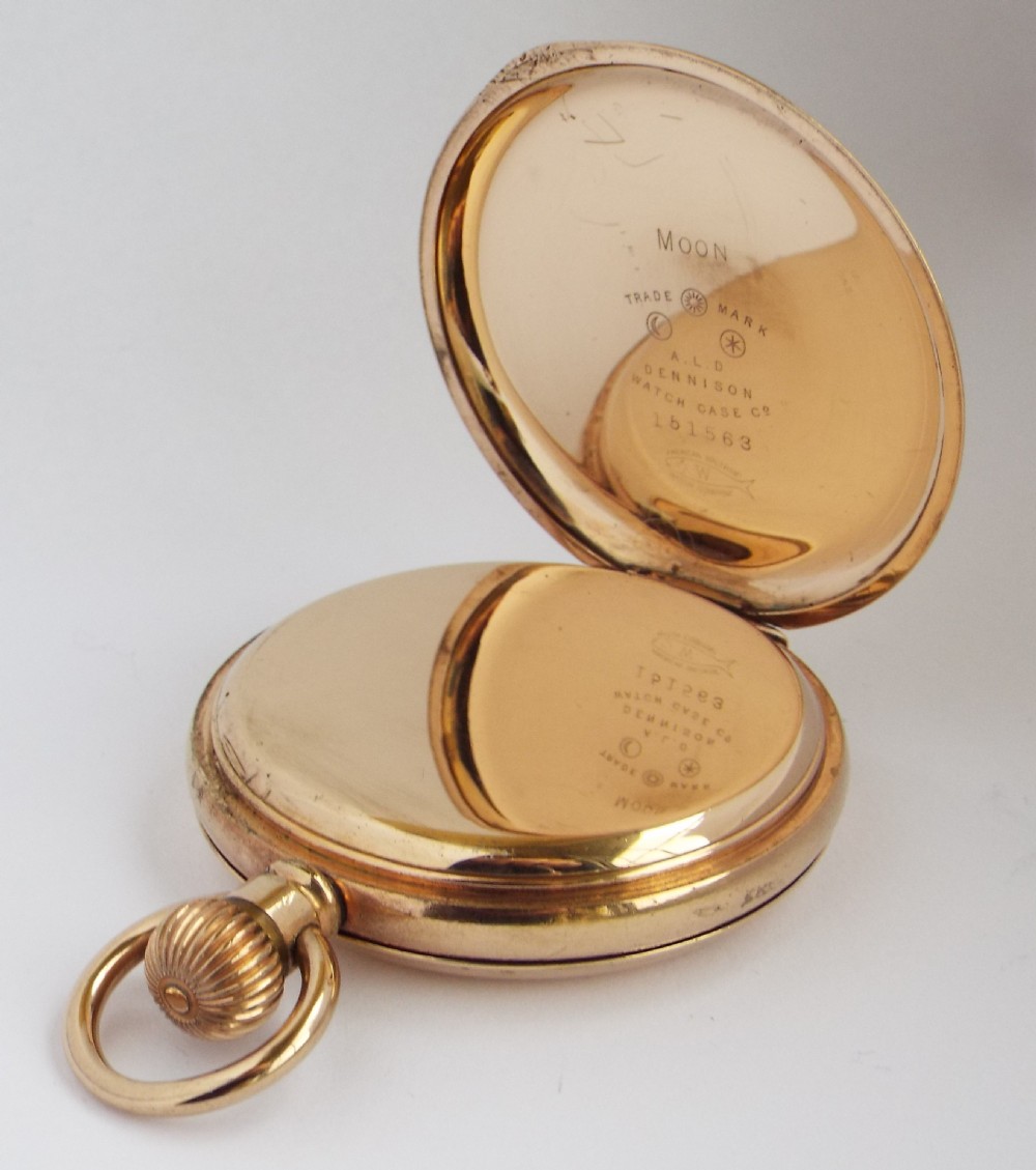 Antique 1905 Waltham full hunter pocket watch. View IV