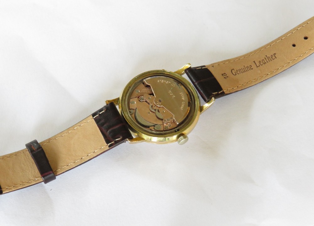 Gents 1950s Avia Dayter wrist watch View V