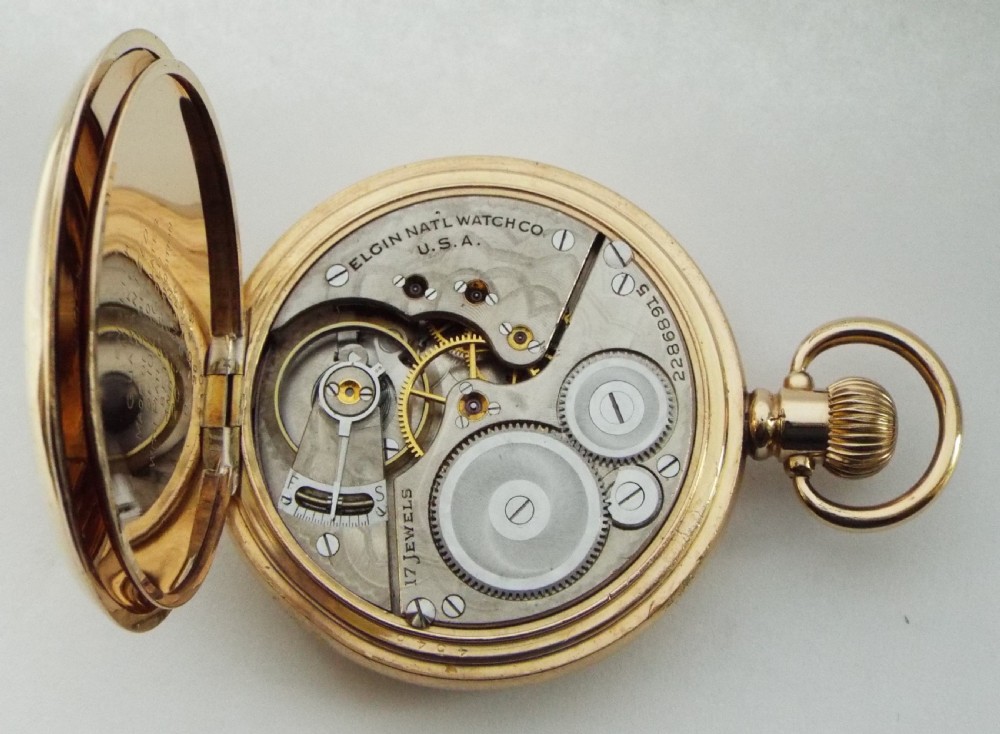 Antique 1920s Elgin full hunter pocket watch.   View VI