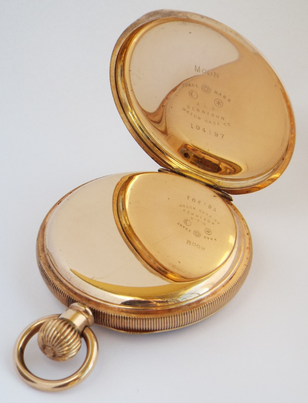 Antique 1903 Waltham Traveier pocket watch. View III