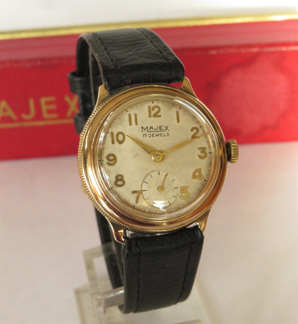 Mid-size 9ct gold Majex wrist watch, 1930
