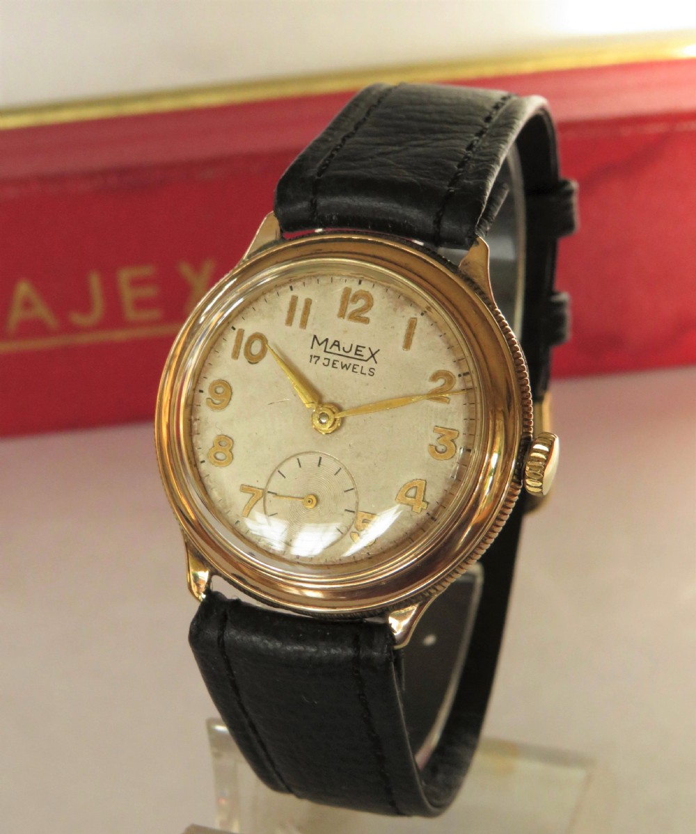 Mid-size 9ct gold Majex wrist watch, 1930 View II