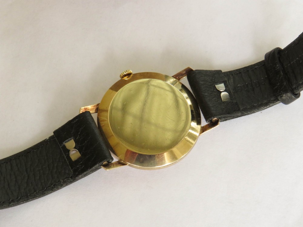 Gents 9ct gold Rotary wrist watch, 1965 View IV