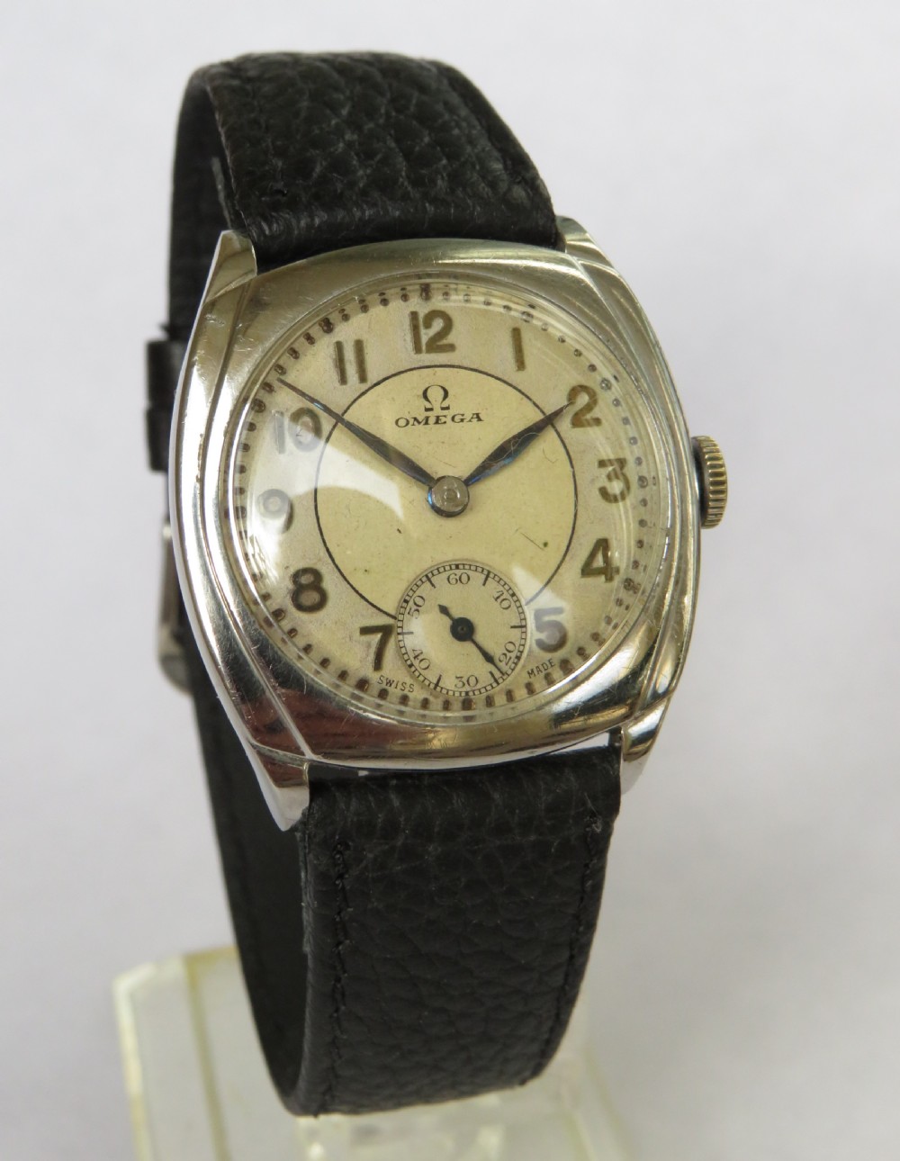 Gents 1930s Omega wrist watch View II