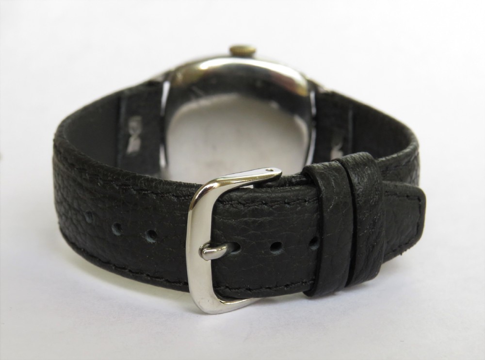 Gents 1930s Omega wrist watch View III