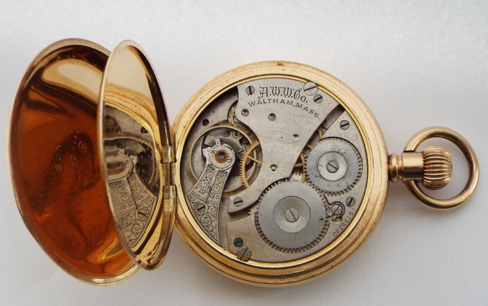 Antique 1907 Waltham full hunter pocket watch. View V