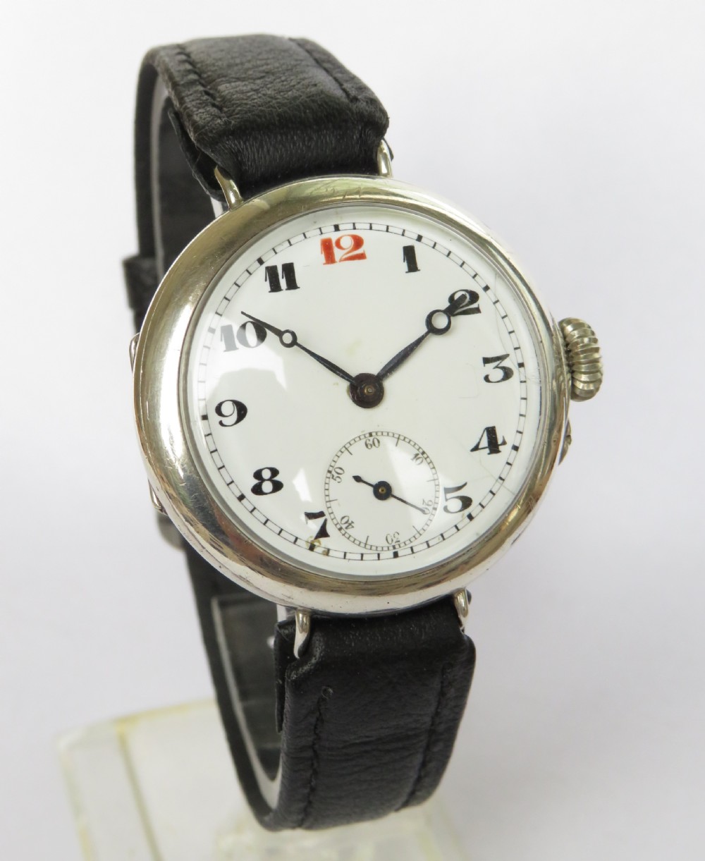 Gents WW1 silver trench watch View II