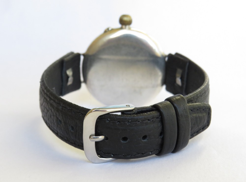 Gents 1932 silver Electa wrist watch View V