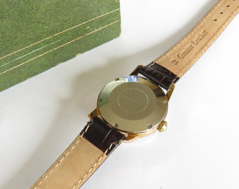 Mid-size 1950s MuDu Doublematic wrist watch View IV