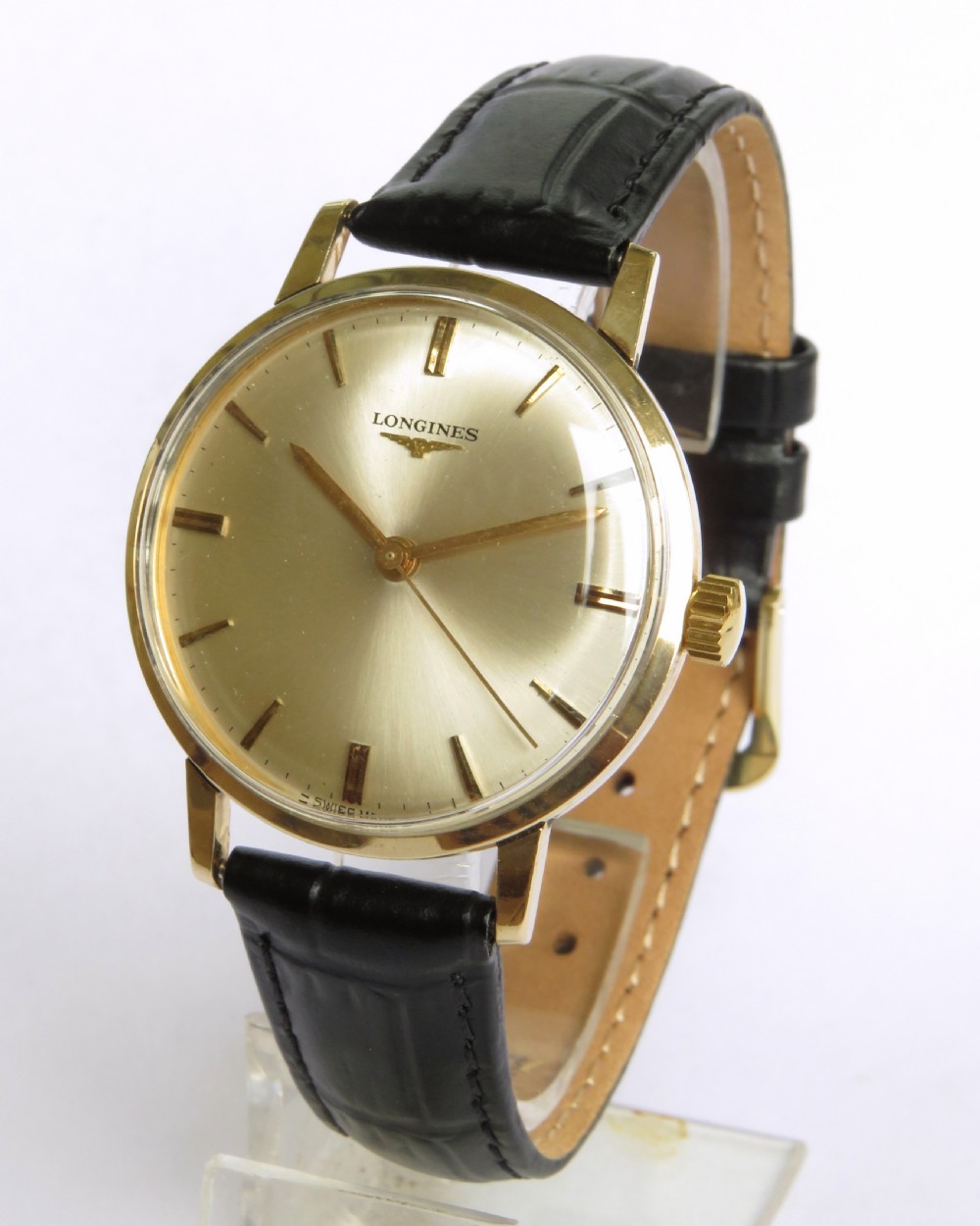 Gents 9ct gold Longines wrist watch, 1966