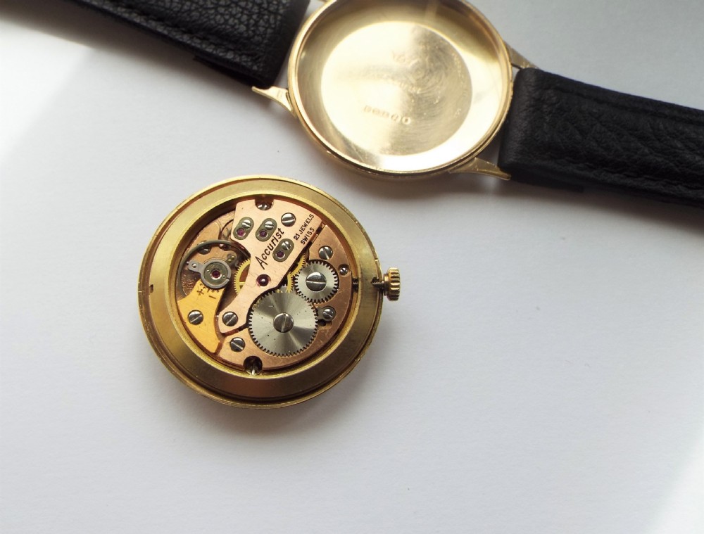 Gents 9 carat gold Accurist wrist watch, 1966 View III