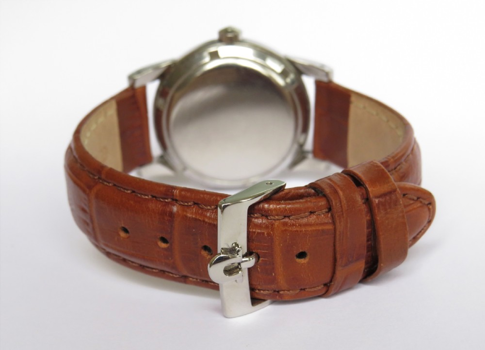 Gents 1951 Omega Seamaster bumper automatic watch View V