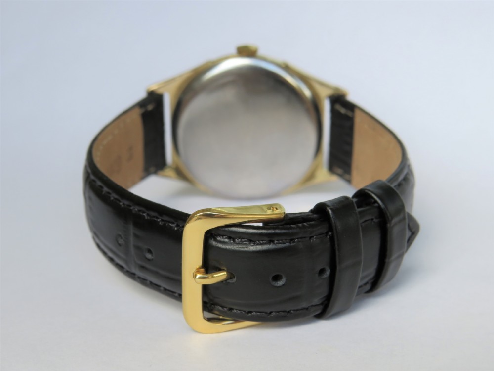 Gents 1960s Smiths Astral wrist watch, made in England View V
