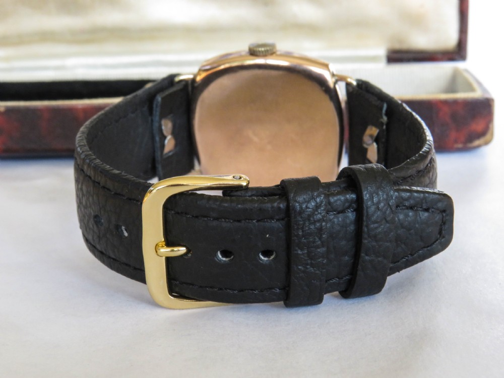 9ct gold cushion cased wristwatch from Ths Russell, 1944 View IV