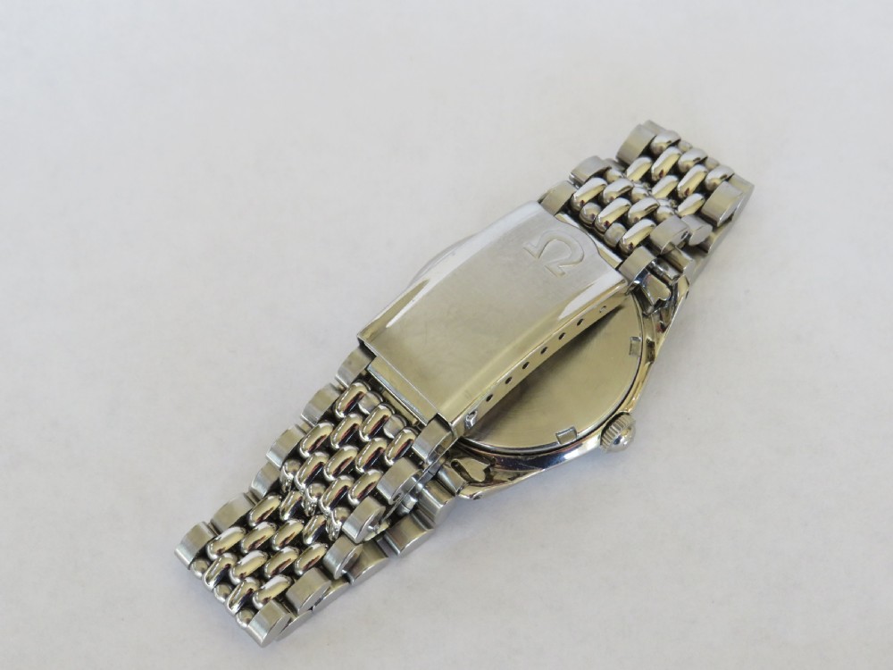 Gents Omega wrist watch, circa 1946, serviced by Omega View IV