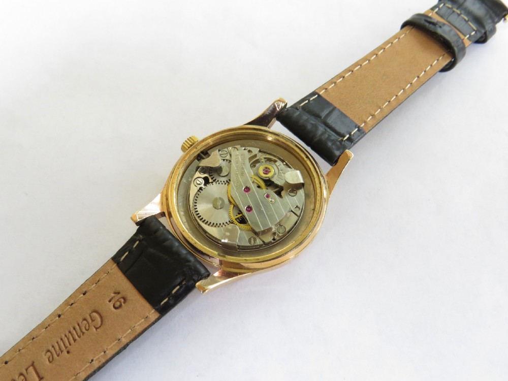 Gents 1950s Kered wrist watch View III
