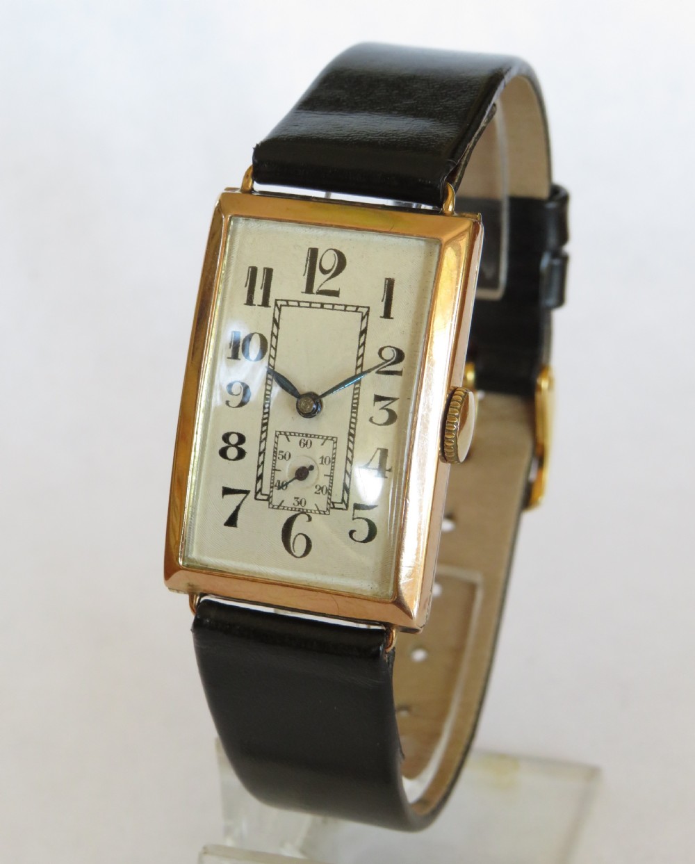 Mid-size 9ct gold Art Deco wrist watch, 1933