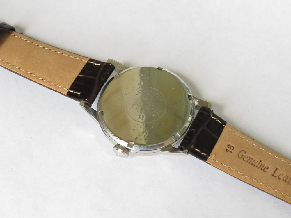 Gents 1963 Omega Seamaster 30 wrist watch View V