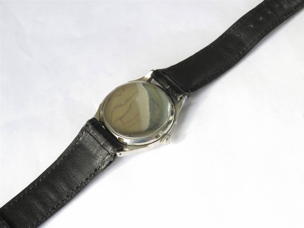 Gents 1940s Omega bumper automatic wrist watch View IV