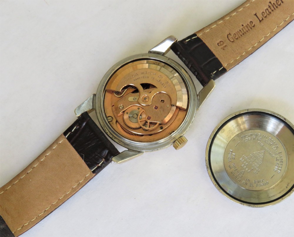 Gents Omega Seamaster wrist watch, 1958 View V