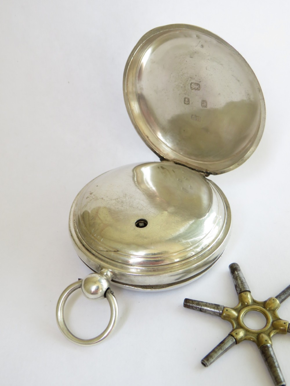 Antique silver Waltham pocket watch, 1900 View III