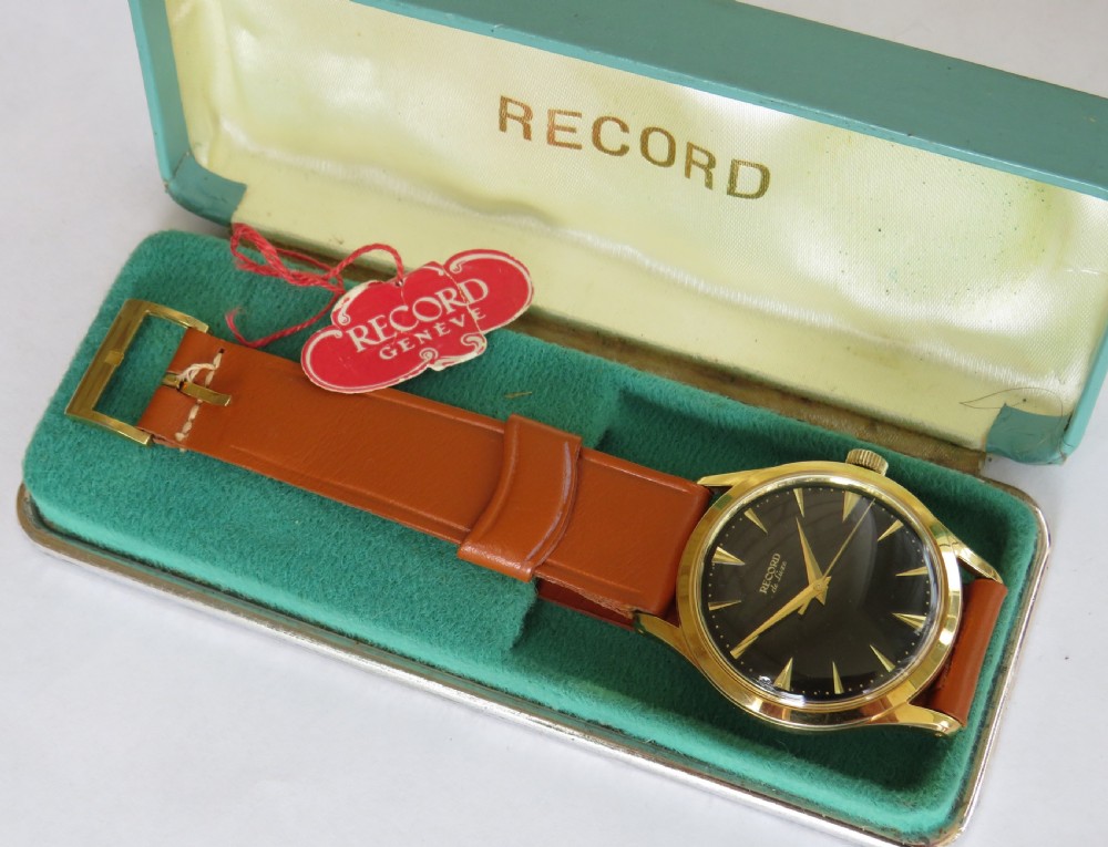 Gents 1950s Record de Luxe watch, super condition View II
