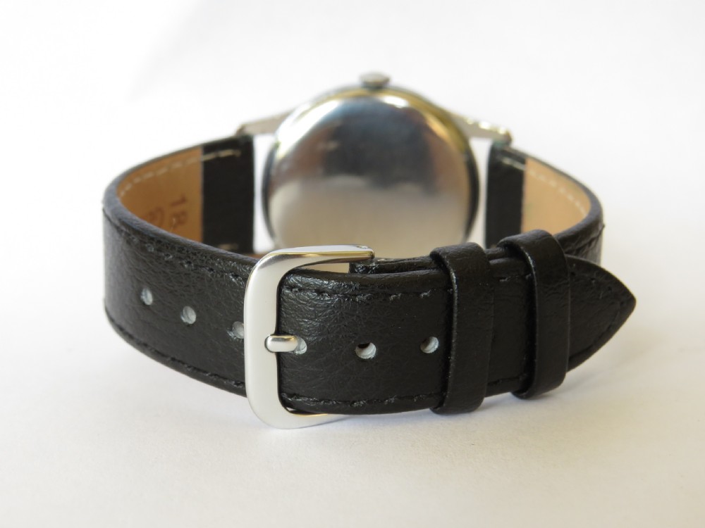 Gents 1950s Cyma wrist watch View V