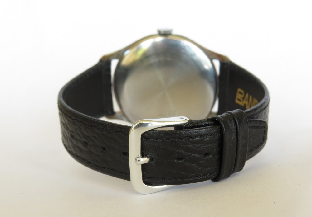 Gents 1920s Omega wrist watch View V