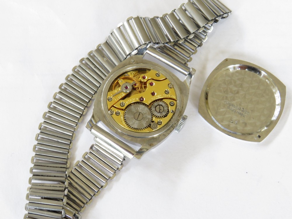Gents 1940s Hefik watch, Bonklip strap View III