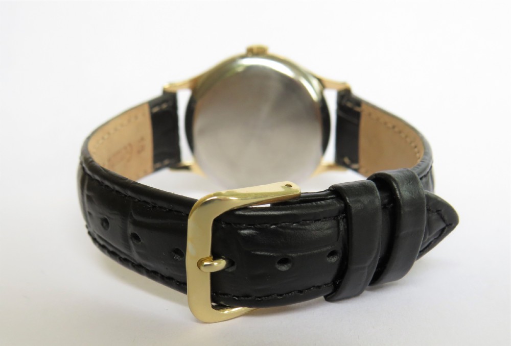 Gents 1950s Smiths De Luxe wrist watch View III