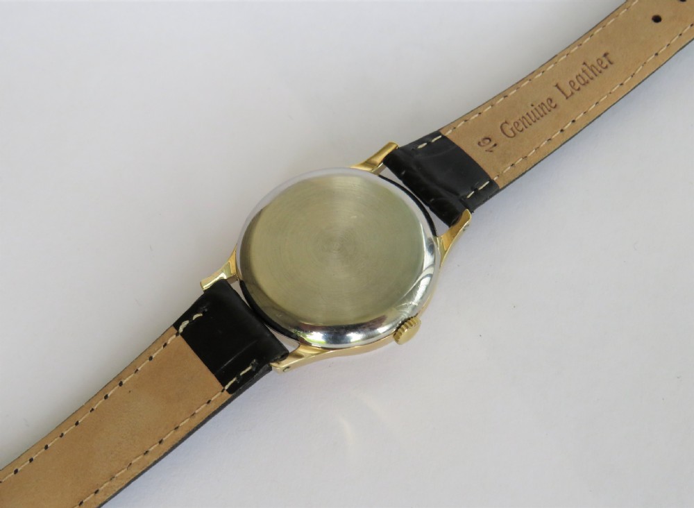 Gents 1950s Smiths De Luxe wrist watch View IV