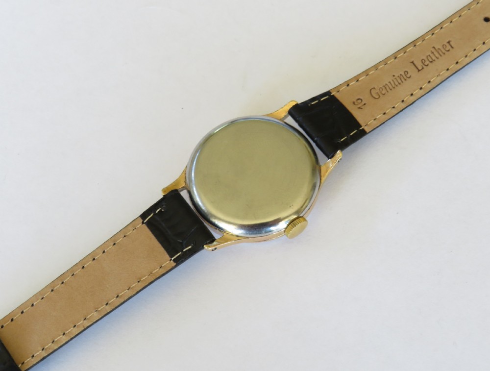 Gents 1950s Smiths De Luxe wrist watch View II