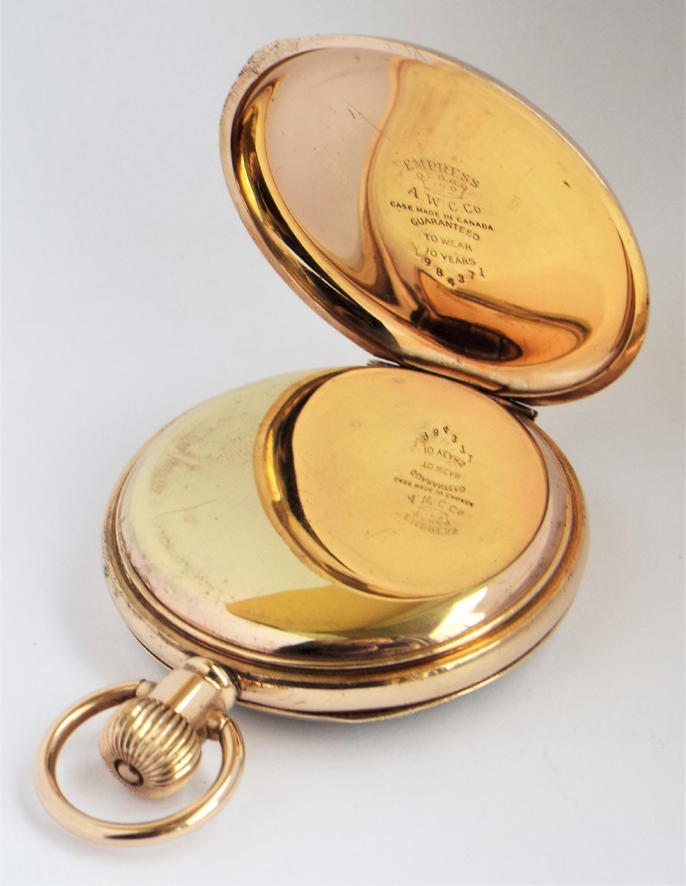  A 1930s Swiss stem winding pocket watch. View III