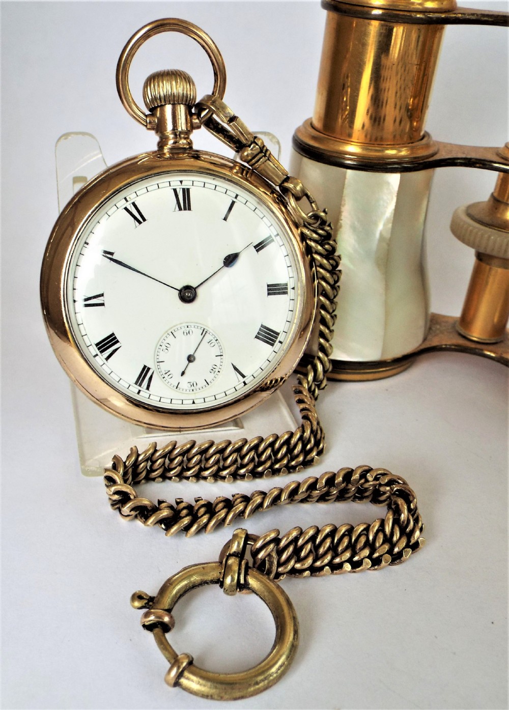 Antique 1914 Waltham pocket watch & chain.