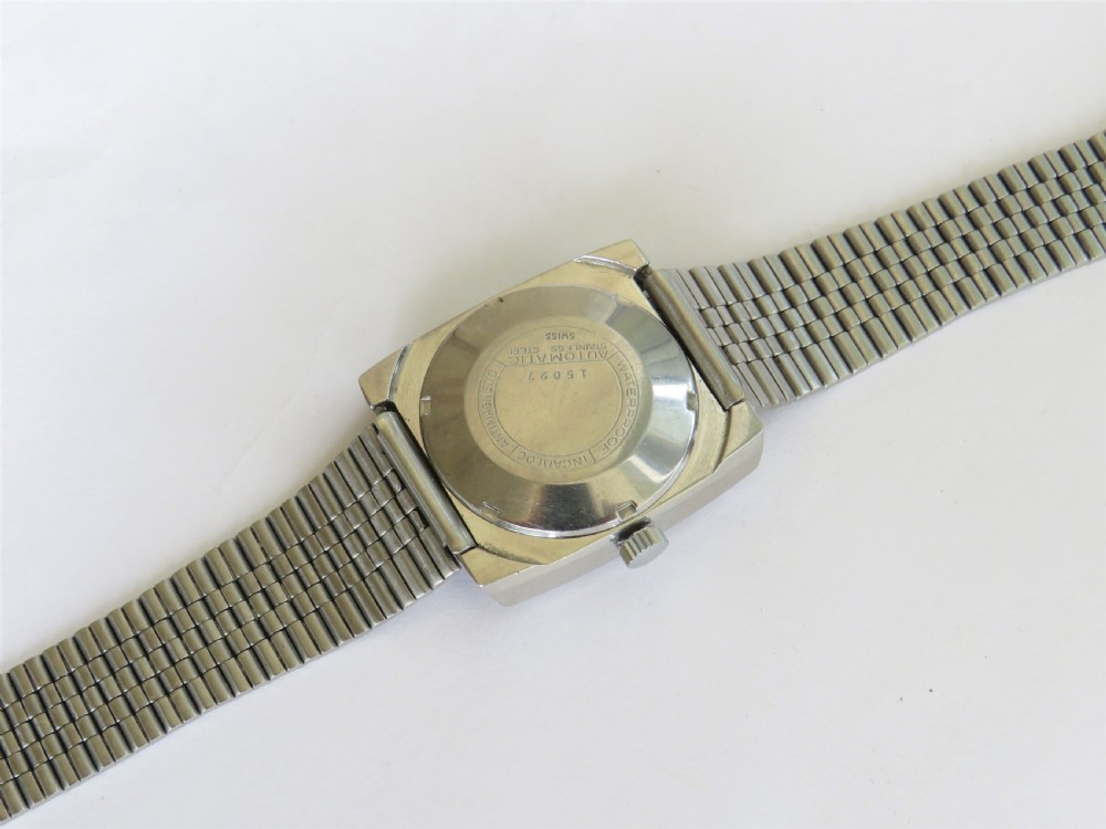 Gents 1960s Avia Matic wrist watch View IV