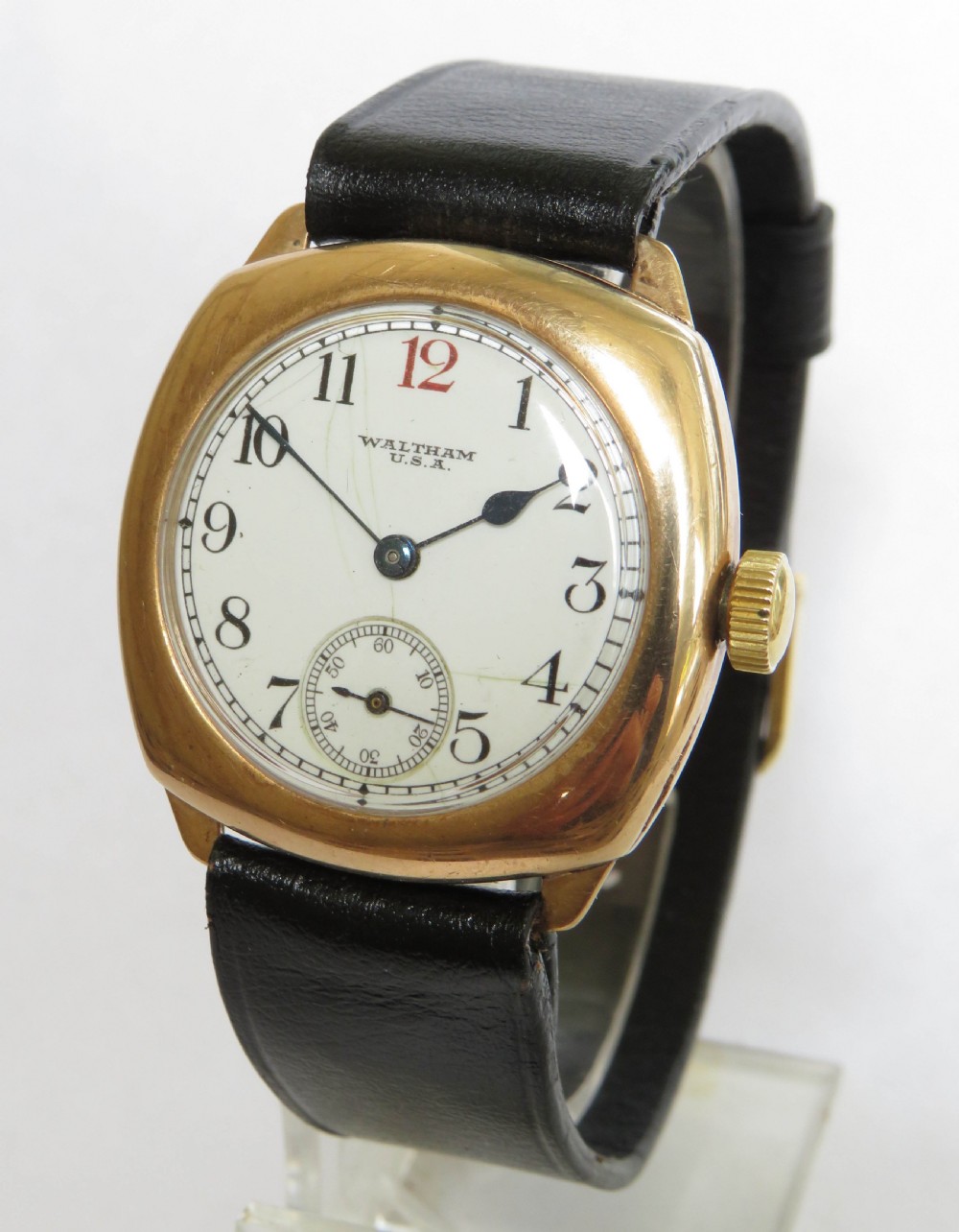 Gents 1930s 9ct gold Waltham wrist watch
