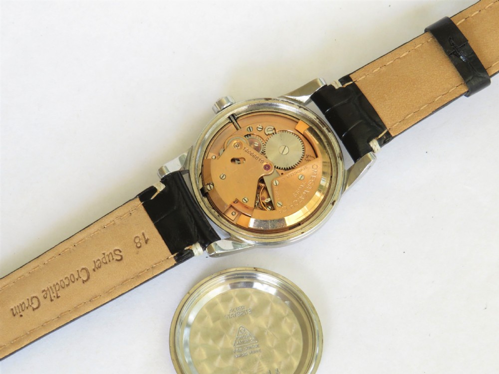 Gents Omega bumper automatic wrist watch, 1950 View VI