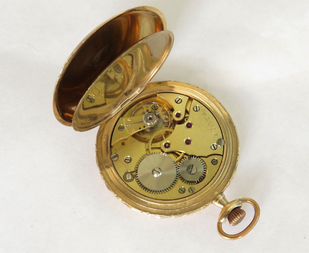 1930s Favor full hunter pocket watch View II