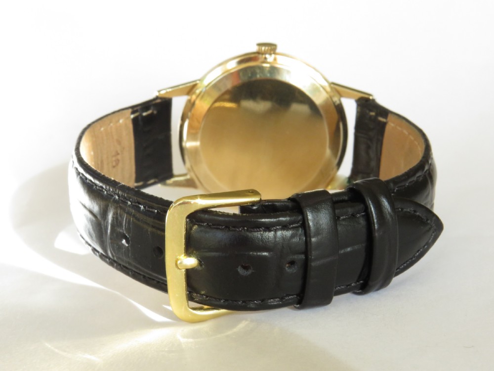 Gents 9 carat gold Cyma wrist watch, 1966 View III