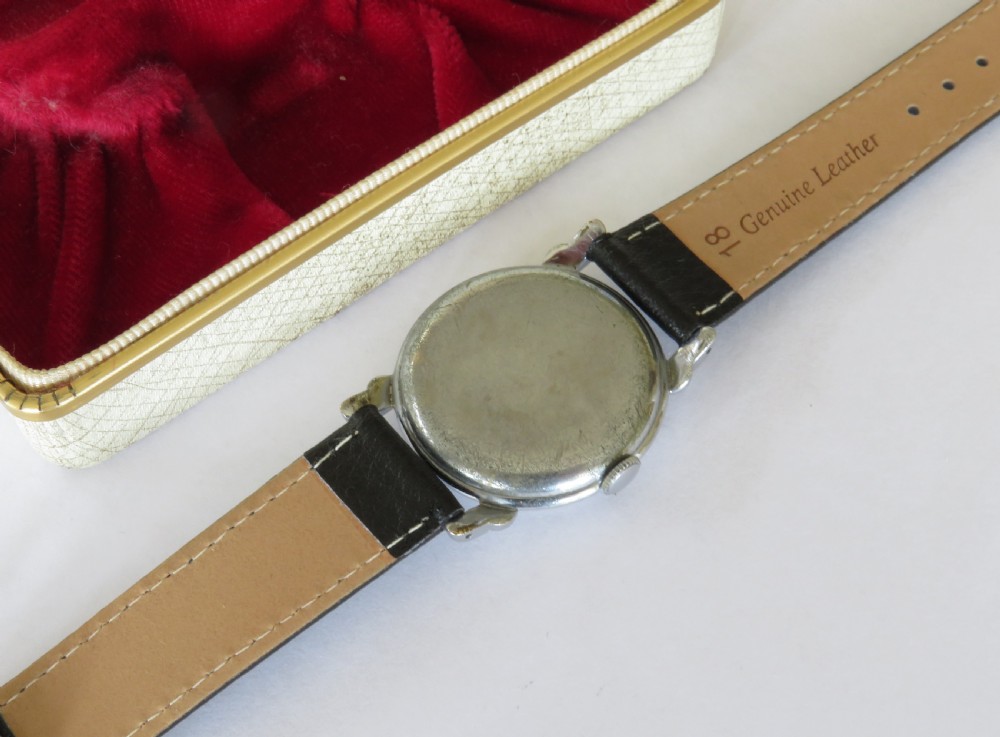Gents 1940s Services On Time wrist watch View IV
